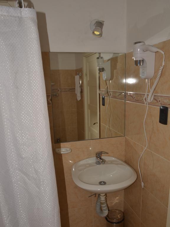 Hotel Rex Piriápolis Habitación foto